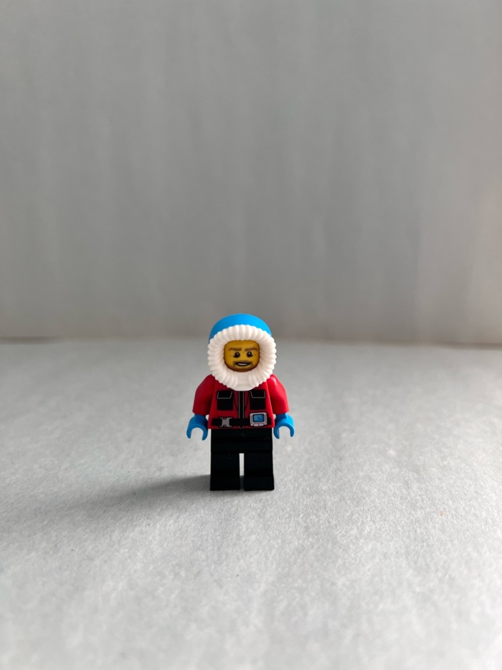 LEGO City Arctic Photographer Biologist Minifigure